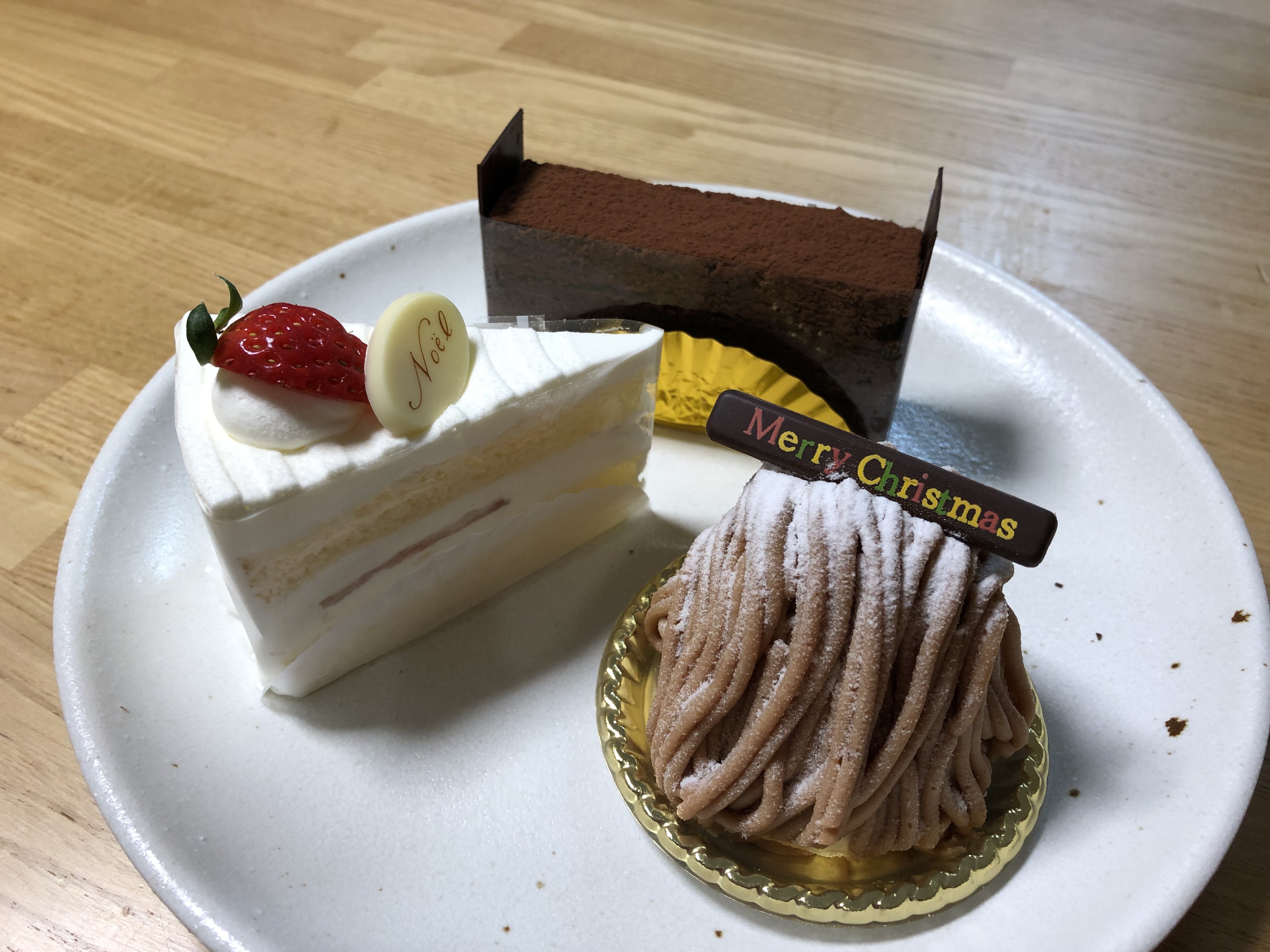白山市の松任駅近くのケーキ屋のギャルリのケーキ